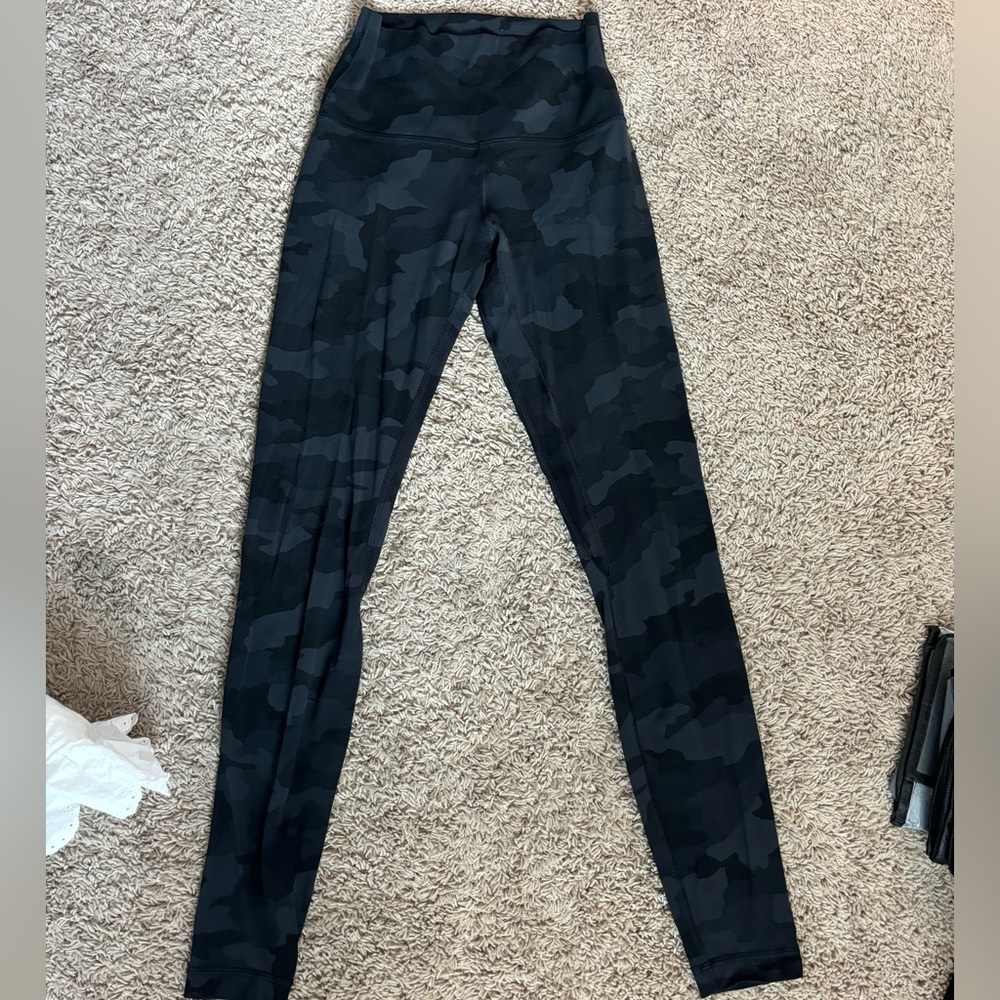 Lululemon Black Camo Align 28 in